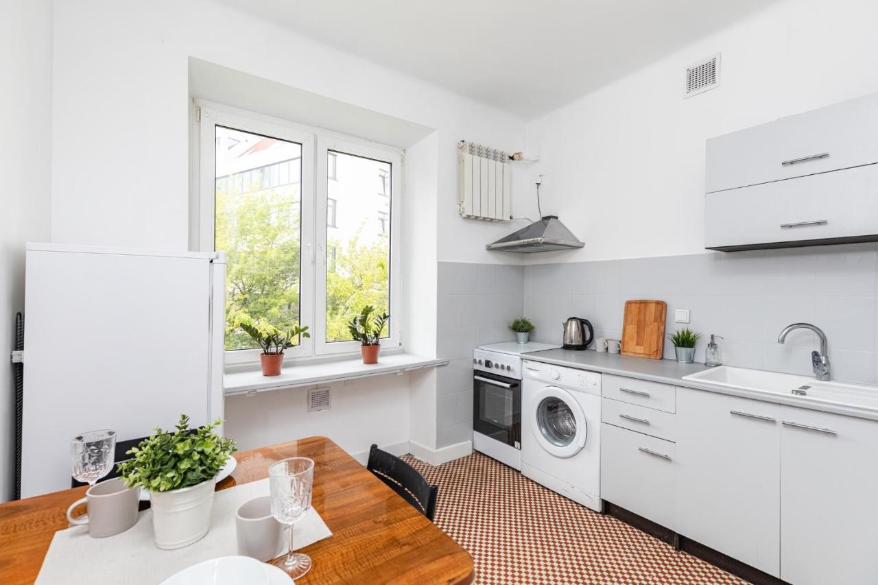 Superapart Zelazna 29 Varşovia Exterior foto